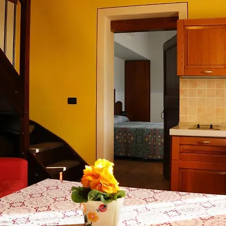 Sleeps 2 Pool Wifi T764302 公寓
