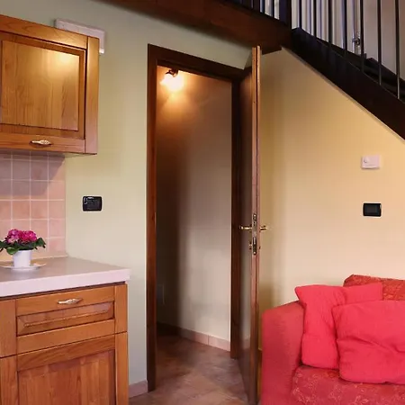 公寓 Sleeps 2 Pool Wifi T764302
