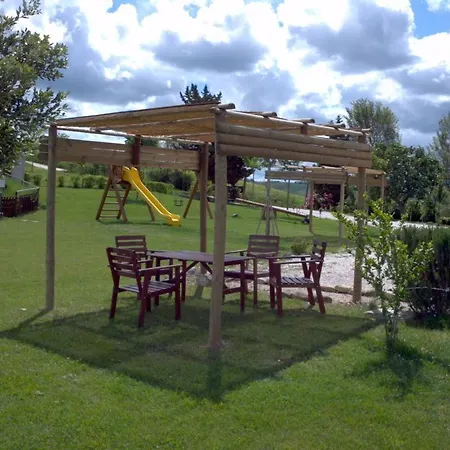 Sleeps 2 Pool Wifi T764302 Casa Vici